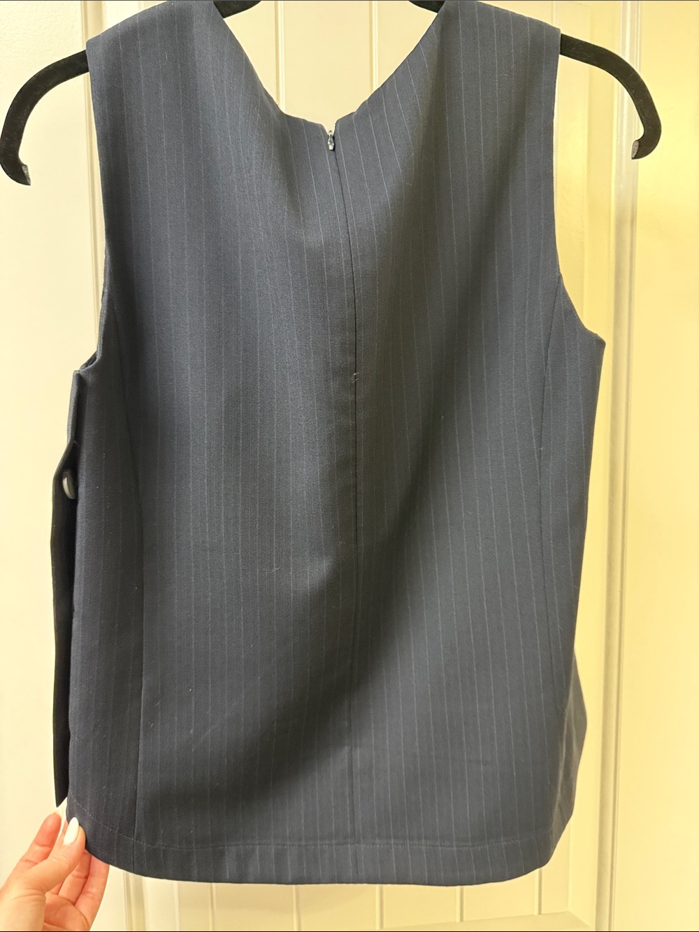 Ann Taylor Navy Pinstripe Sleeveless Shift Top - Picture 2 of 4